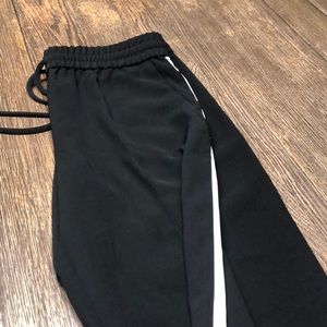 Black jogger pant with stripe